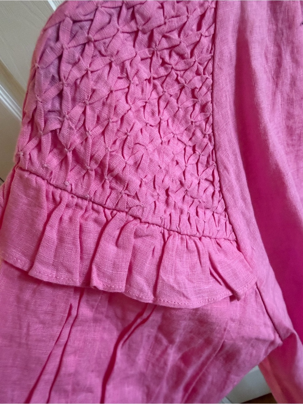 Self Contrast Linen Puff Sleeve Blouse with Tie Detail - Picture 7 of 8
